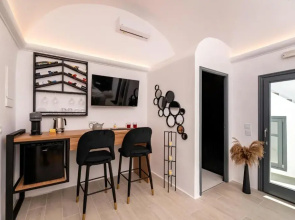 Saint Sin Suites