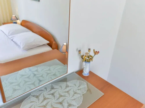 Apartment on Vir Island Near Sandy Beaches