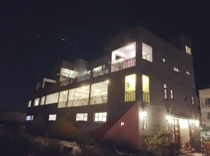 Isvara Hotel