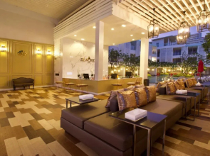 The Sea - Cret Hua Hin