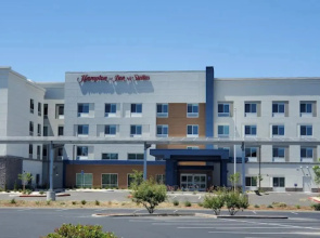 Hampton Inn & Suites Chico