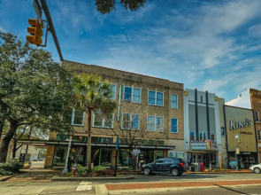 Kasa Columbia Main Street