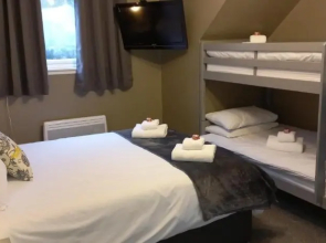 Highland Bridge Hotel