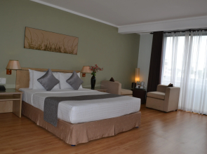 Vien Dong Hotel