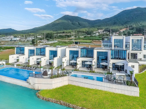 Yeosu Leu Ciel Poolvilla