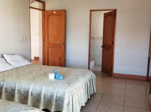 Hostal El Puerto
