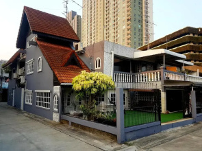 Waterside House and Hostel