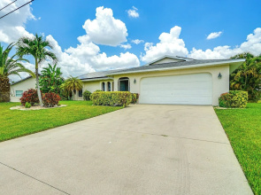 Pet-friendly Cape Coral Home w/ Lanai + Water View