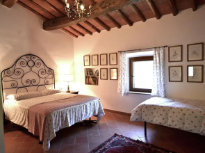 Warm Holiday Home in Vicopisano With Swimming Pool