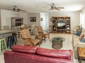 Ocean Reef by See Ya at The Beach