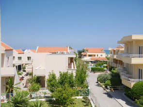 Litinas Apartments With Pool