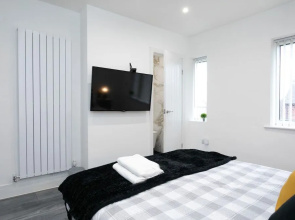 Nottingham Top Serviced Home