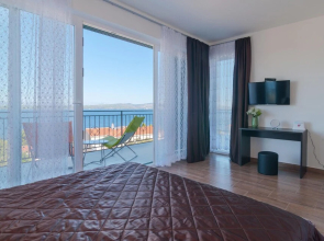 Nice Home in Stomorska With 4 Bedrooms, Wifi and Outdoor Swimming Pool