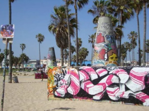 HI Los Angeles Santa Monica Hostel