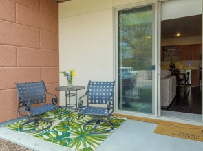 Traverse City Vacation Rental: 1 Mi to Beach!