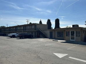 Motel 6 Selma, CA