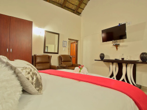Royale Marlothi Safari Lodge