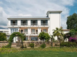 Dali Jinjia Dingrong Meiguiyuan Lake View Inn