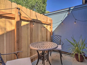 Chic Grants Pass Tiny Home ~ Half-mi to Dtwn!