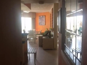 Condo Tesoro 3