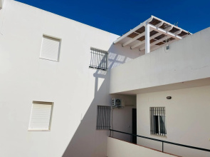 Apartamento nuevo junto a la playa, en centro Conil, con Aire Ac y WIFI