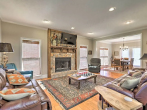 Pine Mountain Valley House w/ Pool & Grill!