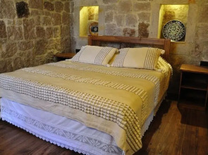 Aravan Evi