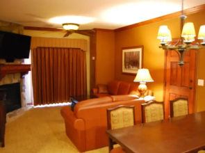 White Pines 2-BD at Westgate - Eureka