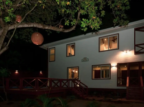 Casa Coral 2 Bedroom Home by RedAwning