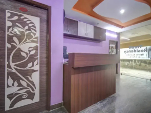 Tamil Guest House by OYO Rooms