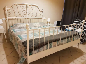 Casa Bella Marconi is an Apartment of 34 Square Meters. Clean, Bright, in the Heart of the City