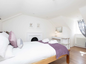 Spacious 4 Bedroom Apartment