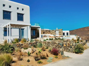 Semeli Coast Mykonos, Curio Collection by Hilton
