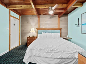 Oceanfront Inn II
