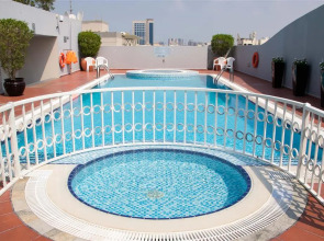 Savoy Crest Hotel Apartments