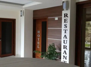 Eco Hotel Momata
