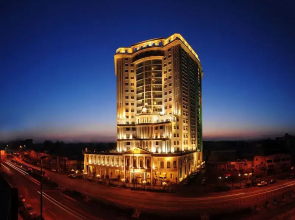 Ghasr Talaee Hotel