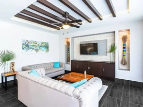 Bright Full Furnished 2 Bedrooms Waiting For You