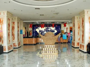 Xing Rong Business Hotel(大庆兴荣商务酒店)