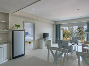 Seapine Beach Golf and Resort Hua Hin