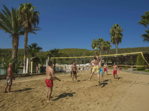 Green Bay Resort & Spa