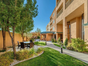 Courtyard by Marriott Reno