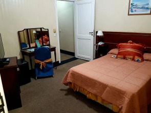 Regis Orho Hotel