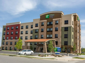 Holiday Inn Express & Suites Billings by IHG