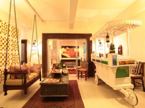 At Niman Conceptual Home