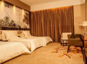 Hongjing Bay Hotel