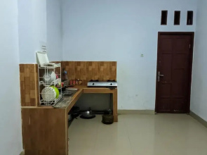KoolKost near STIE AMKOP Makassar