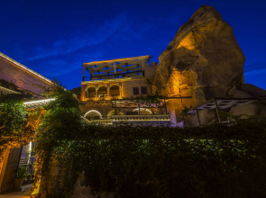 Roma Cave Suite Hotel