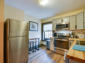 Sackets Harbor Apartment, Walk to Lake Ontario!