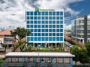 Holiday Inn Express Jakarta Matraman by IHG